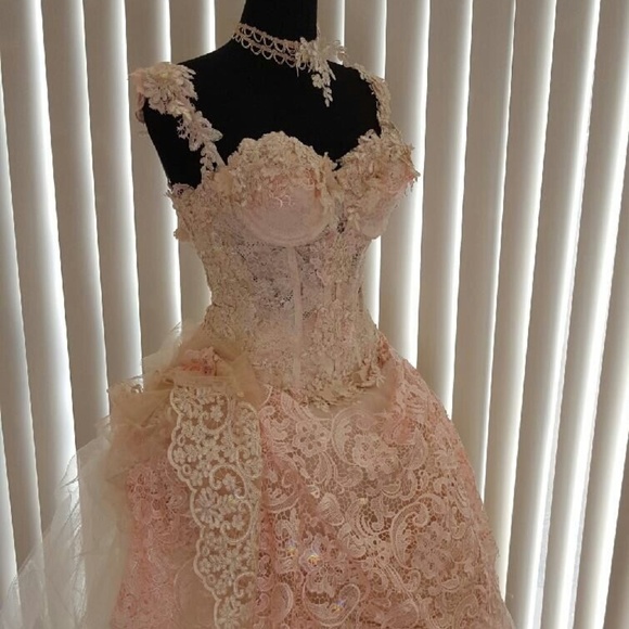 Blush Pink & Ivory Victorian Inspired Wedding Gown Set - Picture 3 of 7